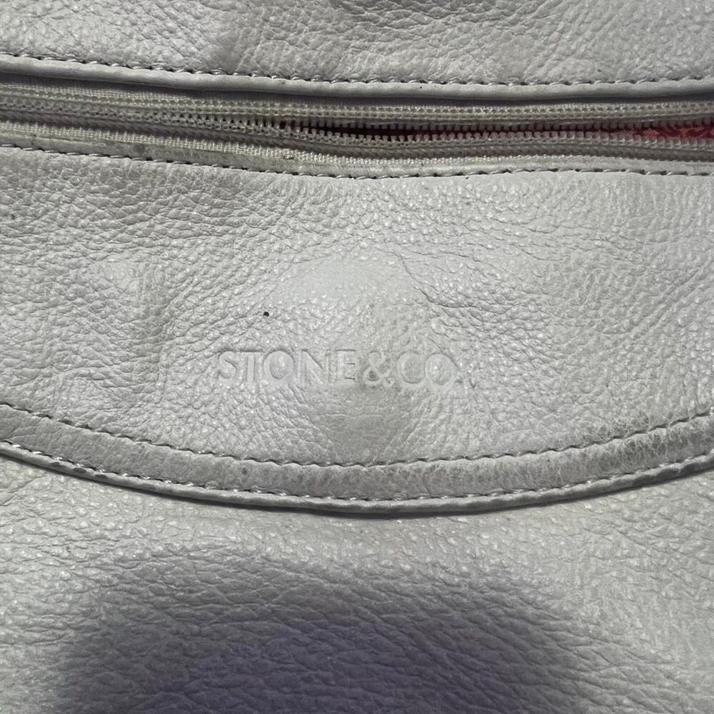 Stone & Co. White Pebbled Leather Shoulder Bag - Picture 3 of 8